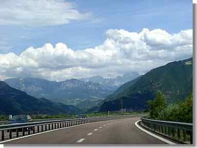 Autobahnstück zwischen Meran und Bozen. 