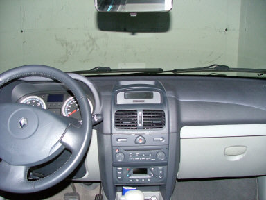 Ansicht des Clio Cockpits. 