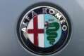Alfa Romeo — das Logo. 