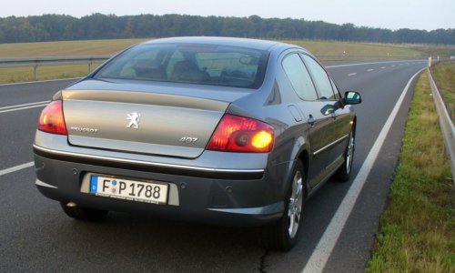 Peugeot 407. 