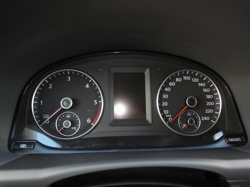 Außenspiegel — Glas kleben - Langzeittest VW Touran Comfortline 1.6 TDI  BlueMotion Technology - Langzeittest.de