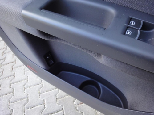 Außenspiegel — Glas kleben - Langzeittest VW Touran Comfortline 1.6 TDI  BlueMotion Technology - Langzeittest.de